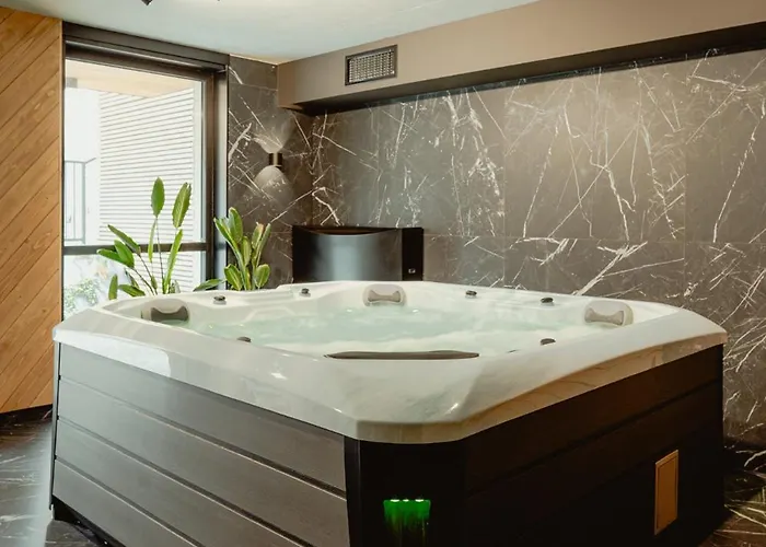 Lipowy Dwor Апарт-отель