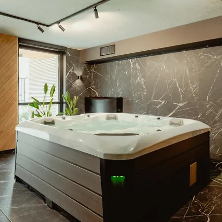 Lipowy Dwór Apartahotel