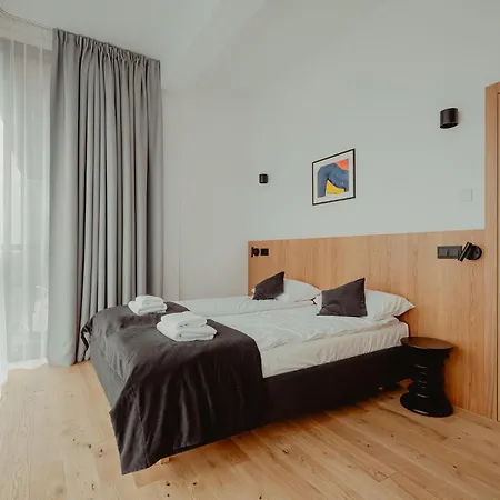 Lipowy Dwor זקופאנה