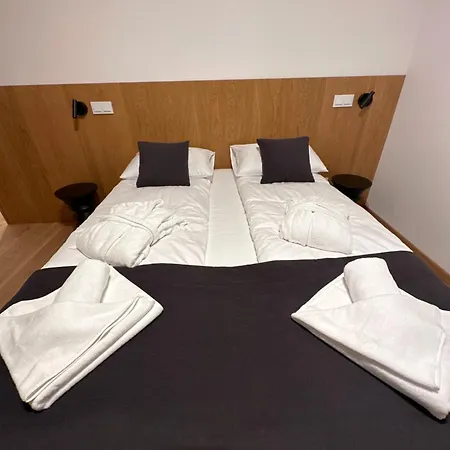 Lägenhetshotell Lipowy Dwor 4*