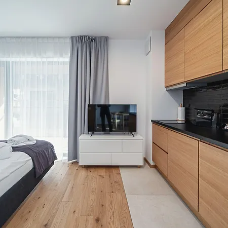 Lipowy Dwor Apartmanhotel 4*