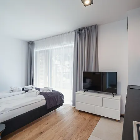 Lipowy Dwor Apartmanhotel 4*