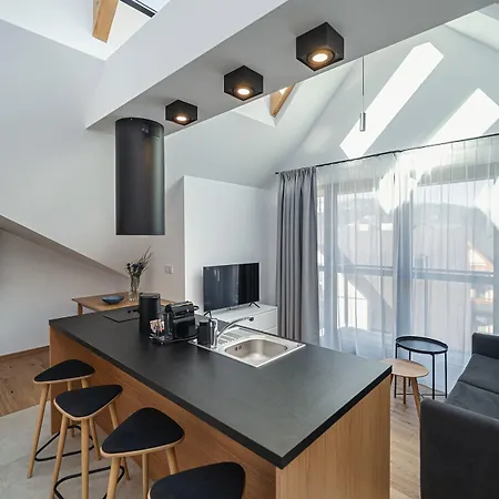 מלון דירות Lipowy Dwor