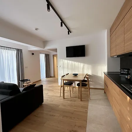 Apartmanhotel Lipowy Dwor 4*