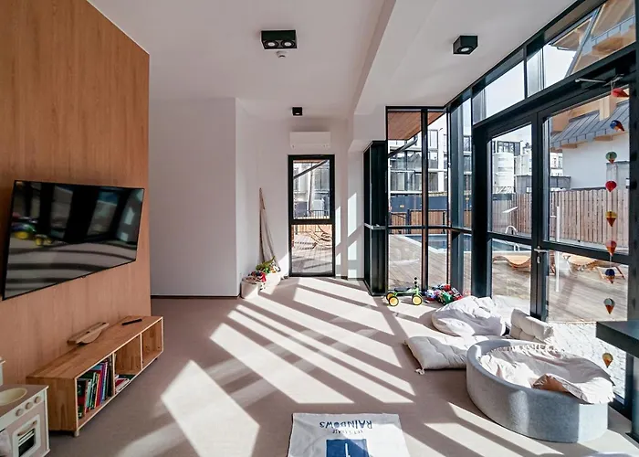 Lipowy Dwor Aparthotel 4*