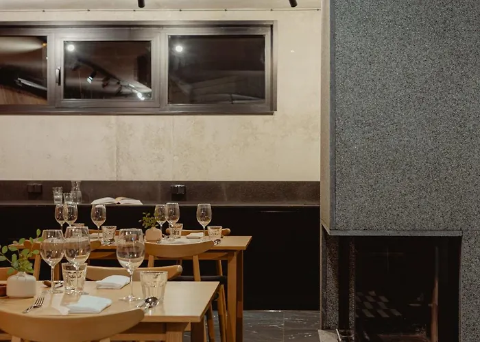 Aparthotel Lipowy Dwor 4*