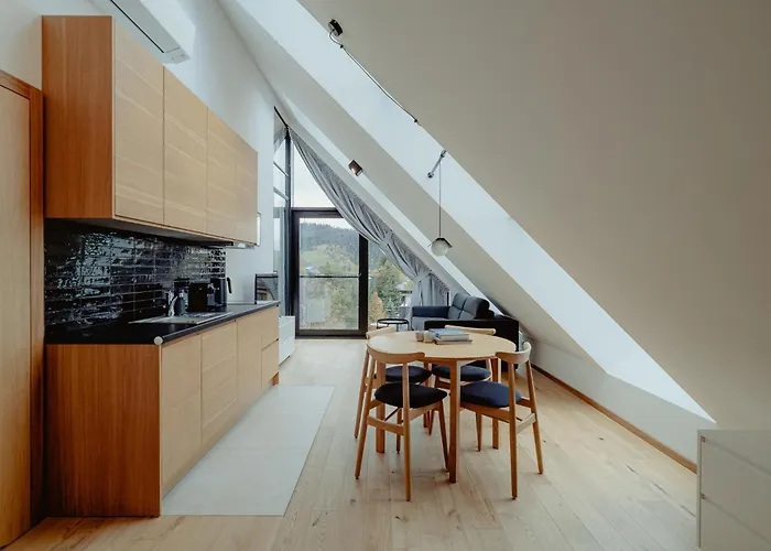 Lipowy Dwór Apart-hotel 4*