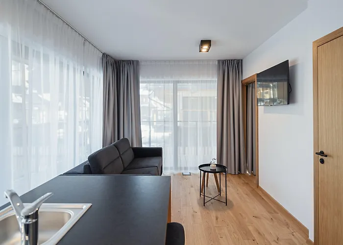 Lipowy Dwor Aparthotel